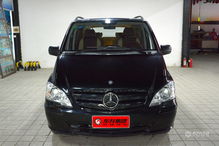 奔驰威霆豪华商务改装