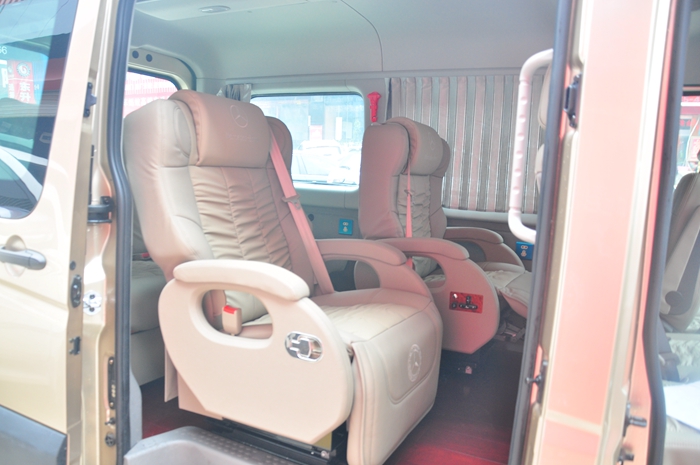 江淮商务车改装