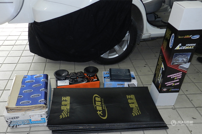 丰田RAV4全车音响升级及隔音系统