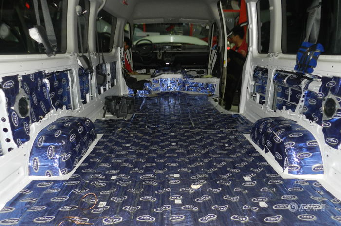 丰田海狮大能全车隔音